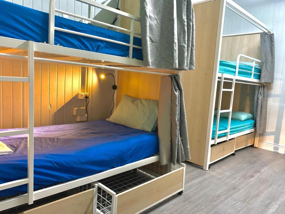 Aussie Dream Hostel Голд-Кост Экстерьер фото